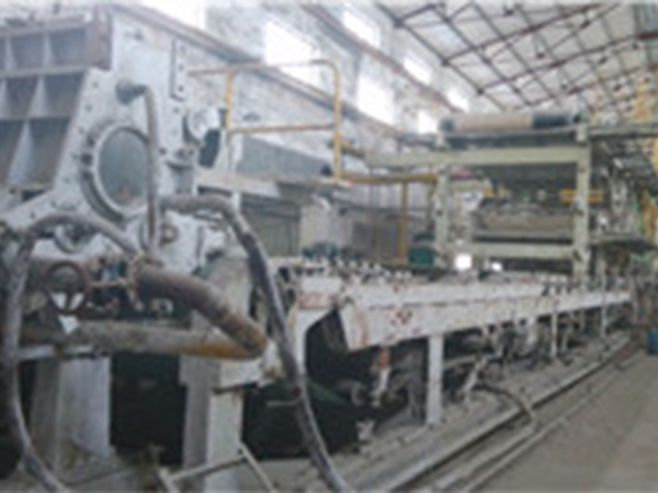 Papermaking machine with folding net